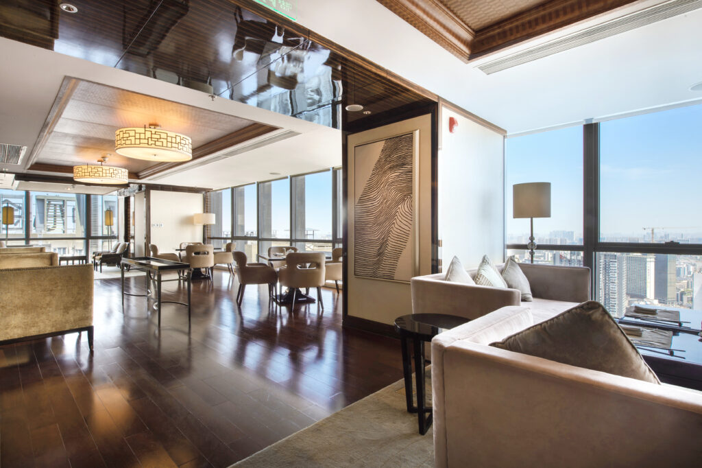 The Ritz-Carlton Club Lounge