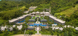 ภูเก็ต แมริออท รีสอร์ท แอนด์ สปา, ในยางบีช ฉลองครบรอบ 10 ปีแห่งความทรงจำ กับ 10 ข้อเสนอสุดพิเศษ
